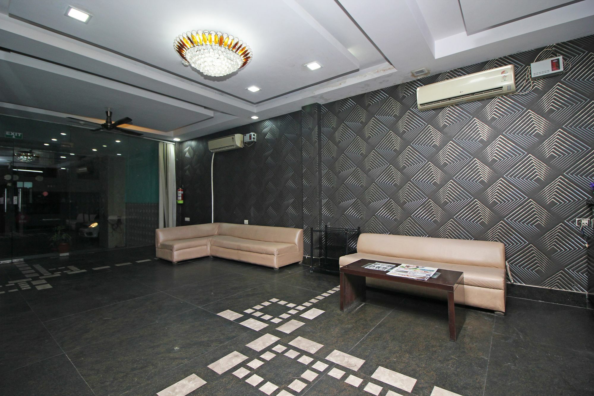 Oyo 9030 Hotel Delhi Airport Plaza 新德里 外观 照片