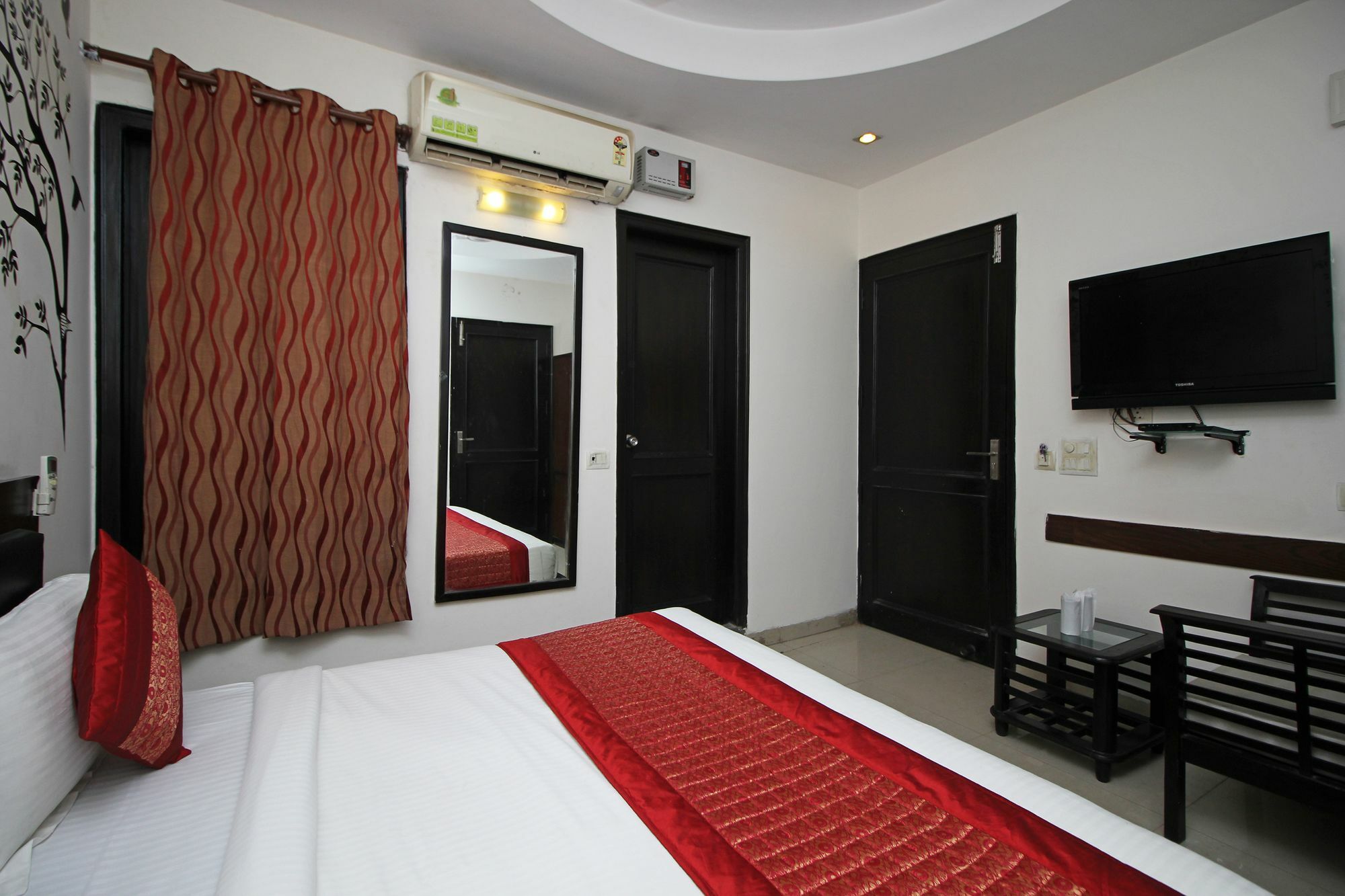 Oyo 9030 Hotel Delhi Airport Plaza 新德里 外观 照片