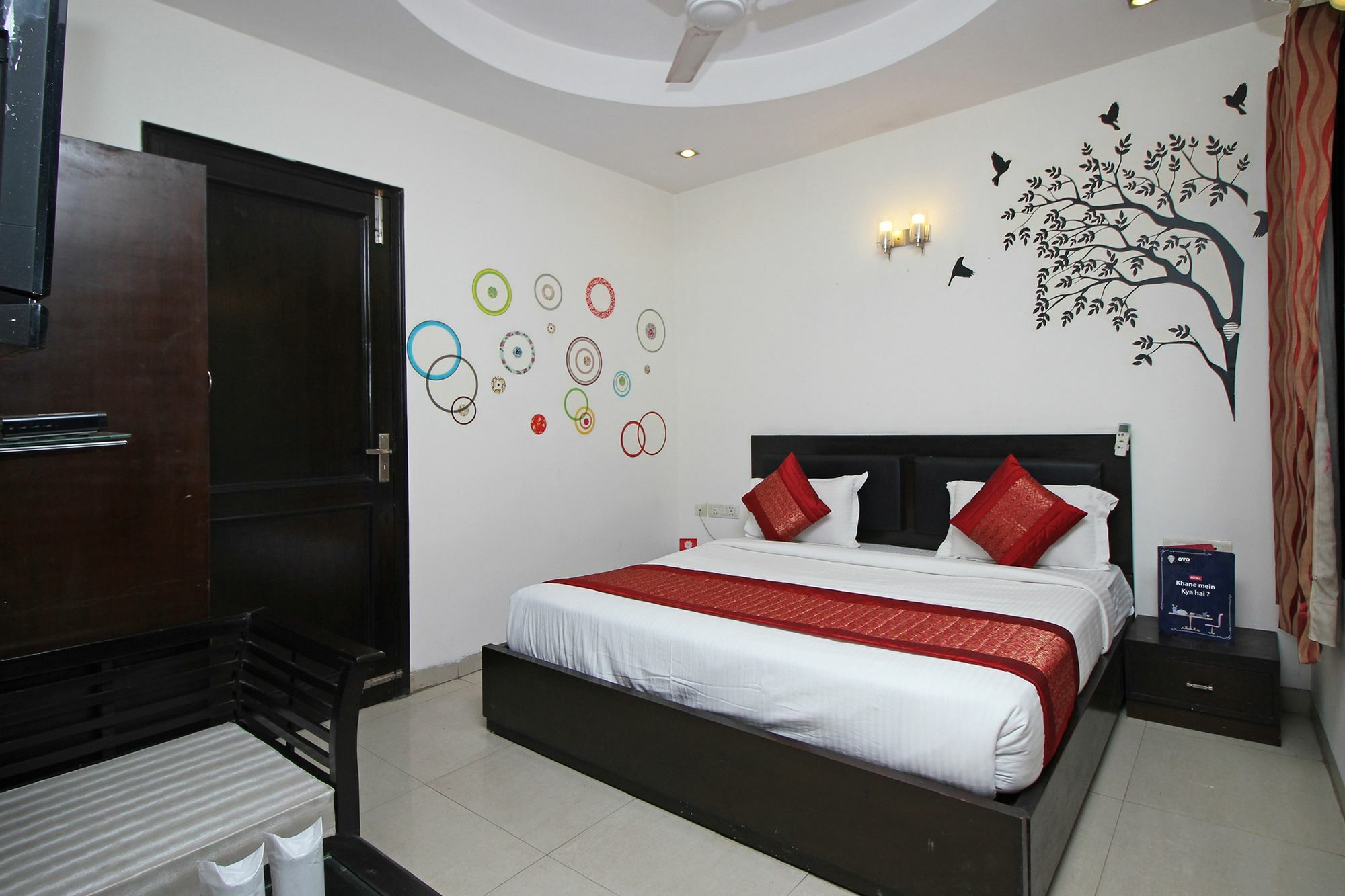 Oyo 9030 Hotel Delhi Airport Plaza 新德里 外观 照片
